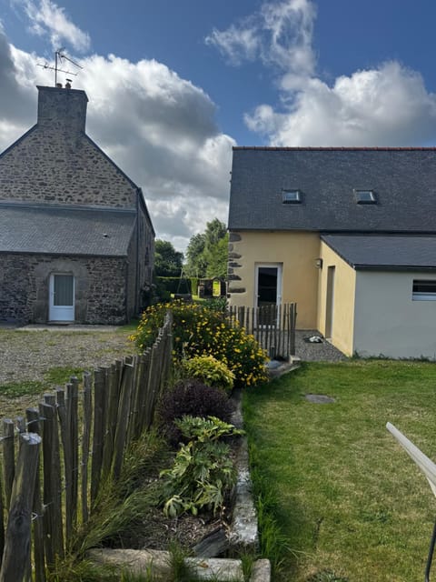 Maison de Yec'hed mat, authentique et charmante. House in Brittany