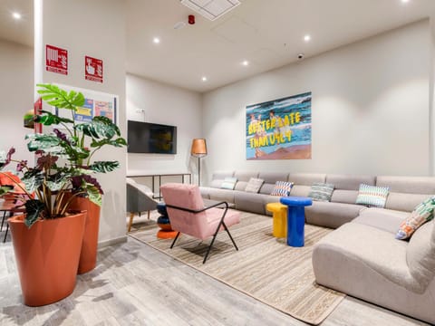 Property building, Area and facilities