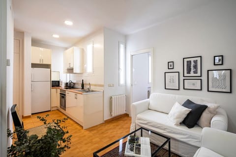 Kitchen or kitchenette, Living room