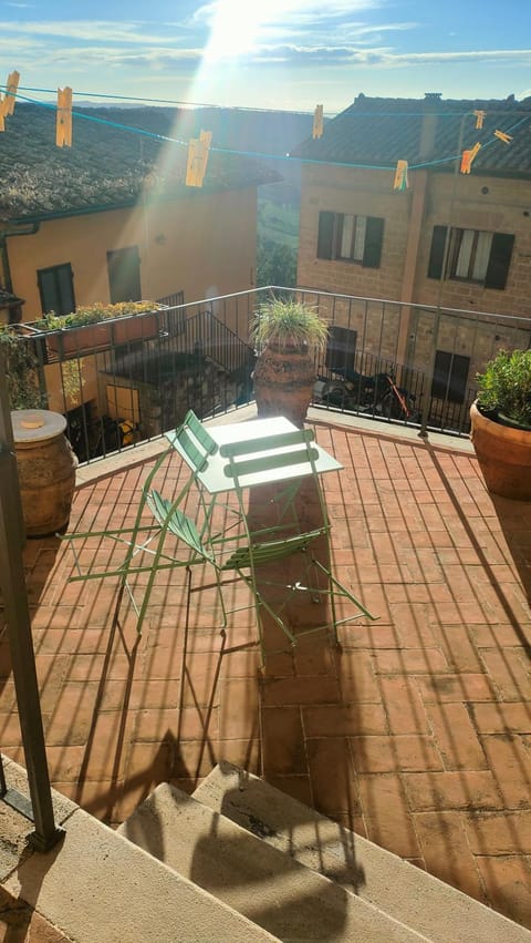 View (from property/room), Balcony/Terrace