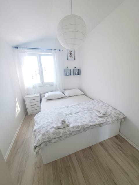 Apartments Janja Apartment in Murter