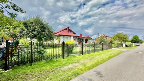 Alyvų Vila - Palanga All House Just For You Villa in Palanga