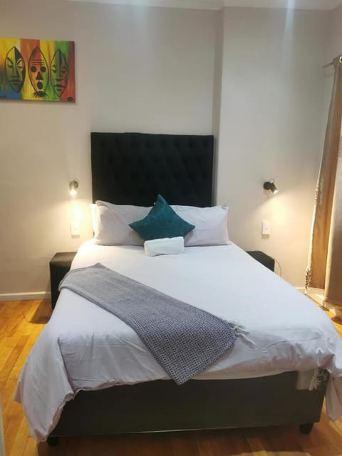 Sunrise Lodge Nature lodge in Cape Town