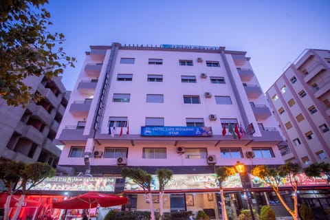 Property building, Location