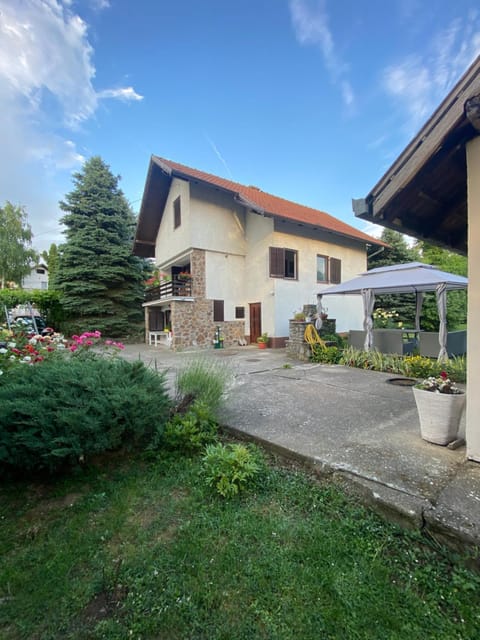 Simsir villa Novi Sad wifi House in Novi Sad