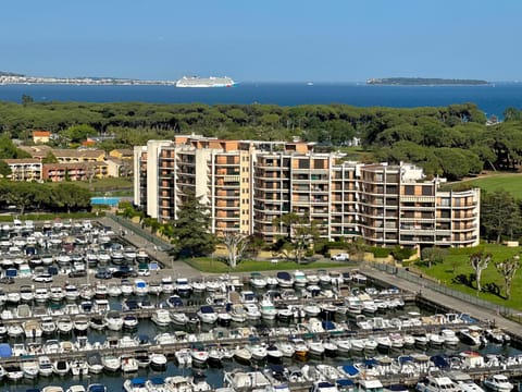 My Resid Appart Cannes Marina vue mer Apartment in Mandelieu-La Napoule