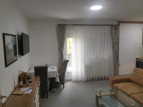 Restoran Mijajlovic Apartment in Serbia