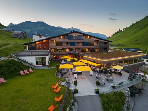 Property building, Natural landscape, Mountain view