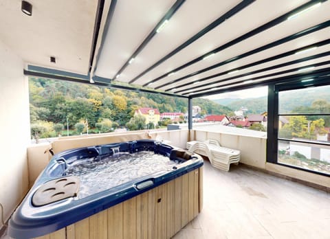 View (from property/room), Balcony/Terrace, Seating area, Internal: Not applicable to any particular room