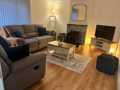 Whitehorse House House in Donegal City