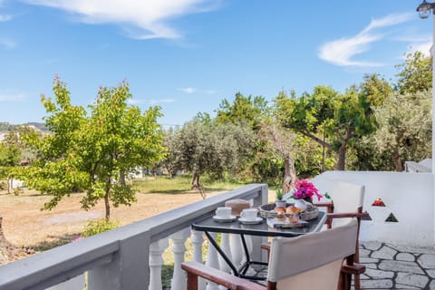 Day, Garden, View (from property/room), Balcony/Terrace, Garden view