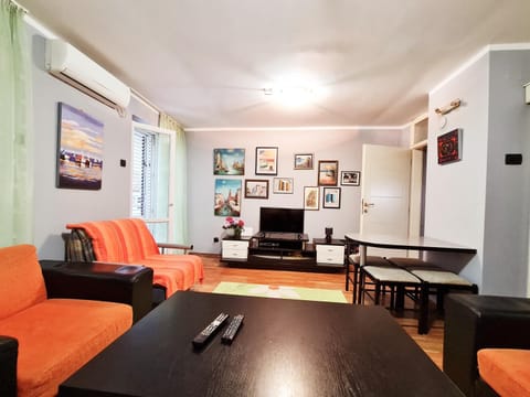 Olimp lux III Apartment in Budva