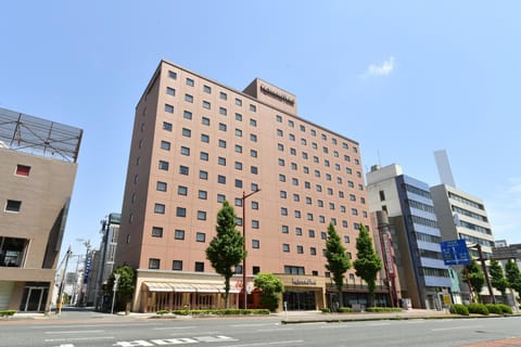 Property building, Facade/entrance, Location