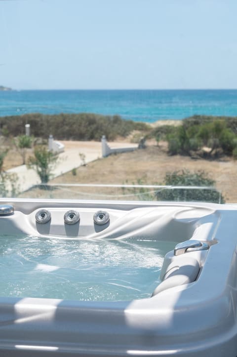 Balcony/Terrace, Spa and wellness centre/facilities, Sea view