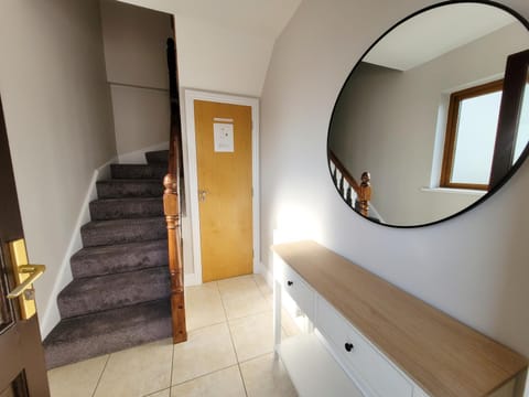 Donegan Court Aparthotel Apartment hotel in Galway