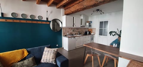 Kitchen or kitchenette, Living room, Dining area