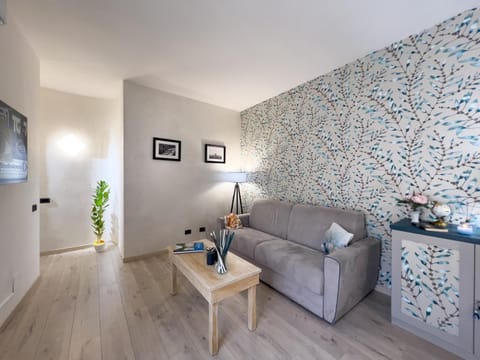 TV and multimedia, Seating area