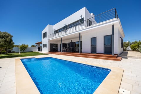 Garden, Swimming pool, sunbed
