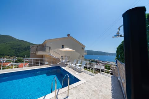 Property building, Swimming pool