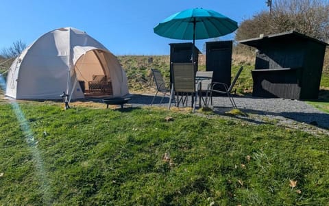 Unique Rental Tents on camping site All with private Kitchenettes & Comfy beds NO BEDDING SUPPLIED Campground/ 
RV Resort in Narberth