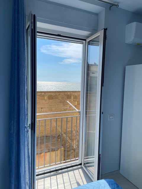 La spiaggia b&b Bed and Breakfast in Castellammare di Stabia