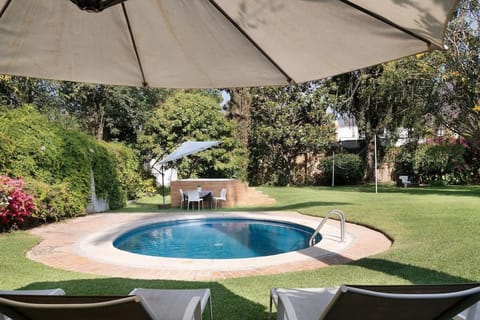 Welcome to Villa Cristy 3-BR 3 5-WC in the La Floresta area Villa in Ajijic