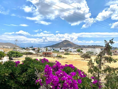 Neighbourhood, Natural landscape, Mountain view, Sea view