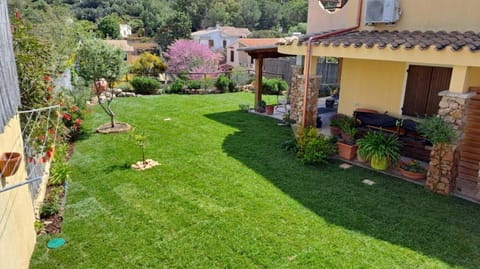 Property building, Spring, Natural landscape, Garden, Garden view