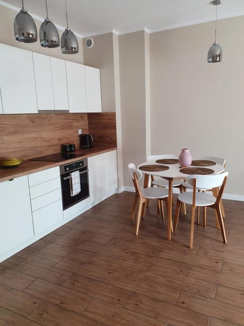 Zamiejska Modern Apartments NOWY APARTAMENTOWIEC WINDA Apartment in Pomeranian Voivodeship