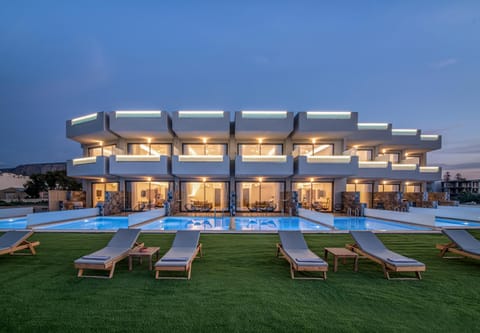 Property building, Swimming pool