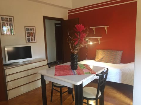 TV and multimedia, Seating area