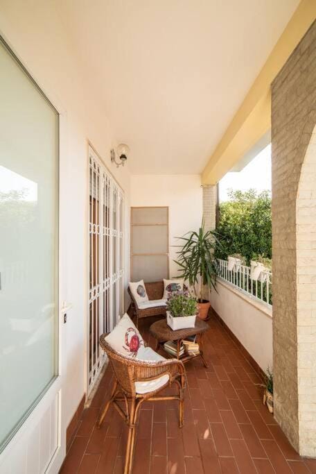 Albicocca casa al mare con ampio giardino privato House in Viareggio