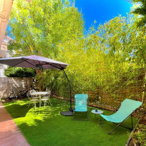 Garden, sunbed