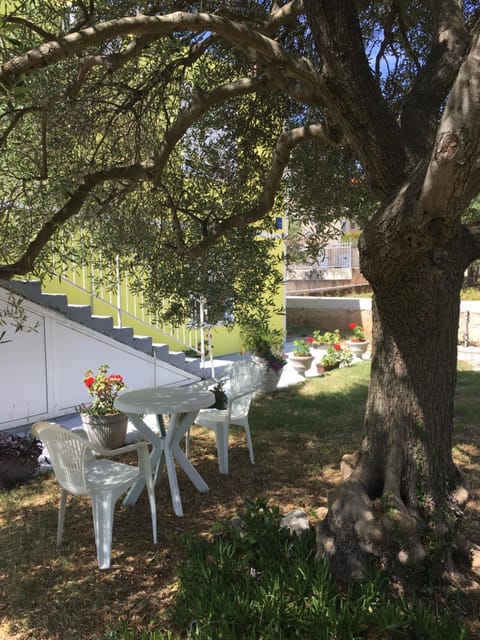 Property building, Garden, Seating area