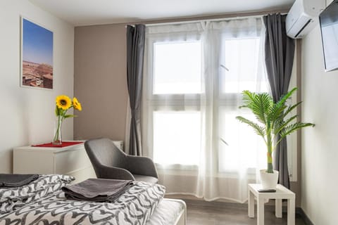 TV and multimedia, Bedroom