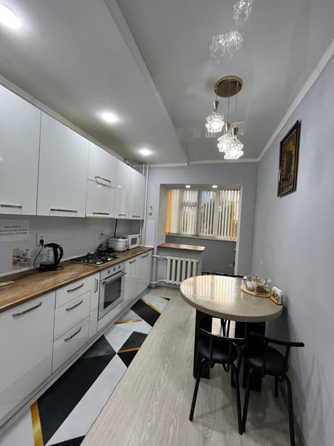 Communal kitchen, kitchen