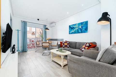 Communal lounge/ TV room, Living room