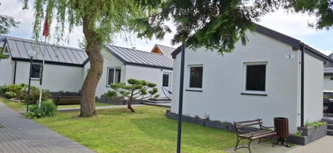 DOMKI KAJUTA House in Pomeranian Voivodeship