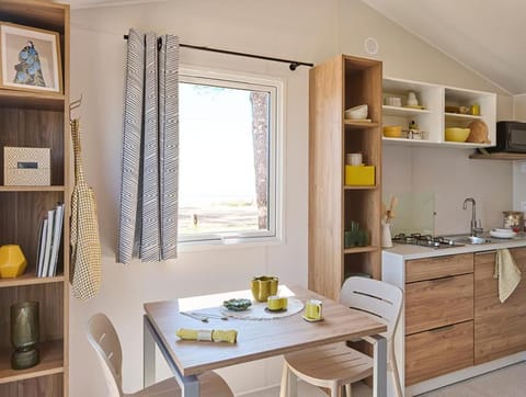 Camping le Rivage Campground/ 
RV Resort in Normandy