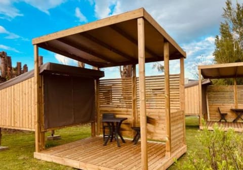 Camping le Rivage Campground/ 
RV Resort in Normandy