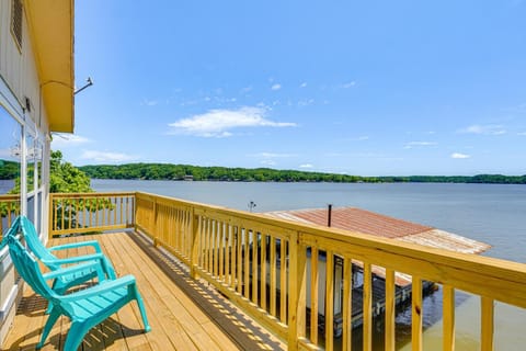 Deck with Covered Dock! Lakefront Ozark Cottage Apartment in Lake of the Ozarks