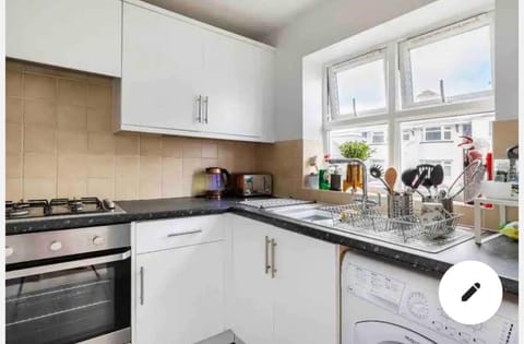 Town centre White House Vacation rental in Bournemouth