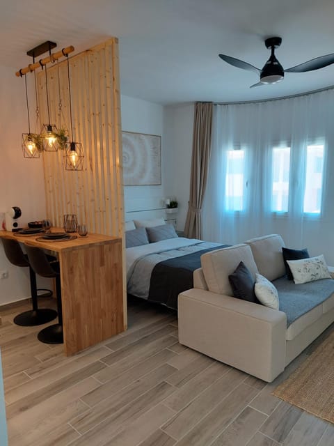 Dining area, Bedroom