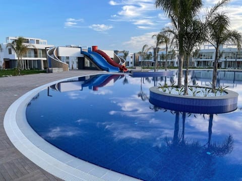 Aqua park, Swimming pool, Swimming pool, Entertainment