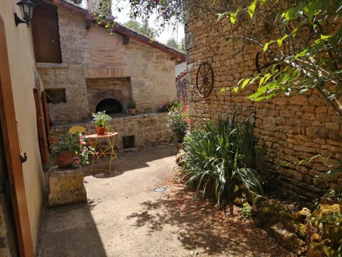Day, Garden