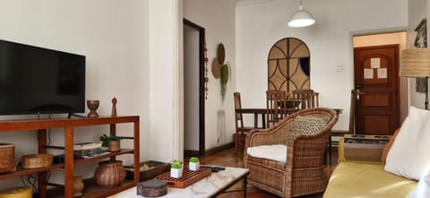 Copacabana 3 quartos ar cond a 2 qds da praia Apartment in Rio de Janeiro