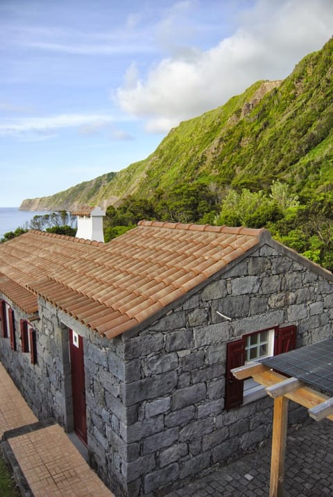 Facade/entrance, Bird's eye view