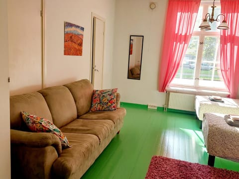 Bed, Seating area, Quiet street view