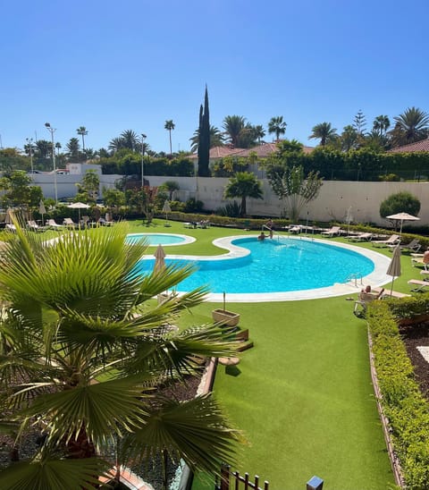 Garden, Swimming pool