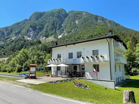 Property building, Parking